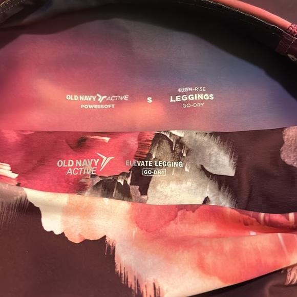 Wore Once! 2 Powersoft High Rise Crop Old Navy 21” Leggings - Picture 4 of 10